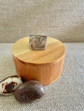 Load image into Gallery viewer, Light Gray Tagua Nut Statement Ring