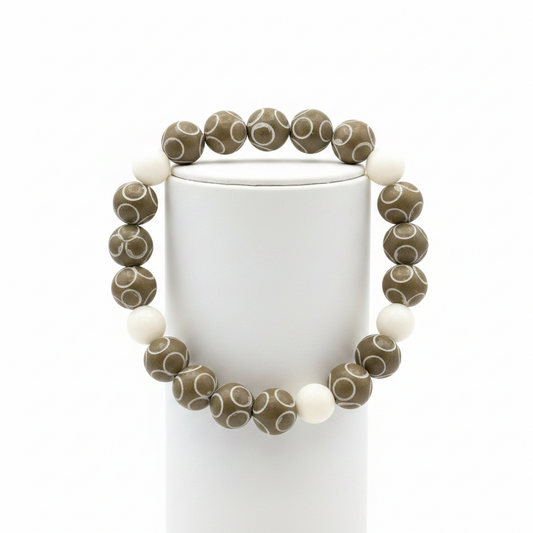 jade bracelet