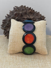 Load image into Gallery viewer, Multicolor Coin Shaped Tagua Nut Bracelet
