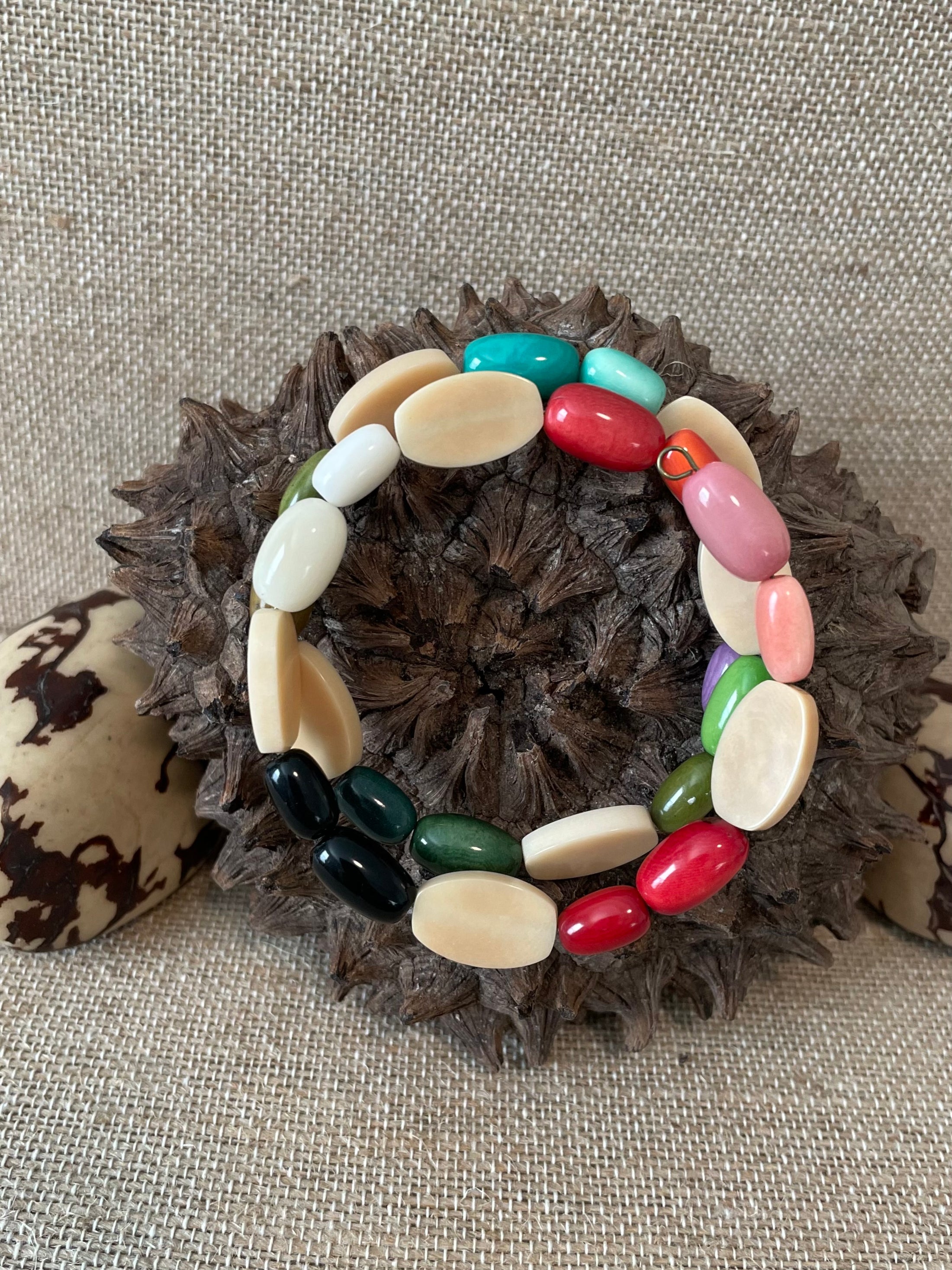 Artisanal Beige Multicolor Tagua Nut Memory Wire Bracelet | Eco-Friendly Handmade Jewelry