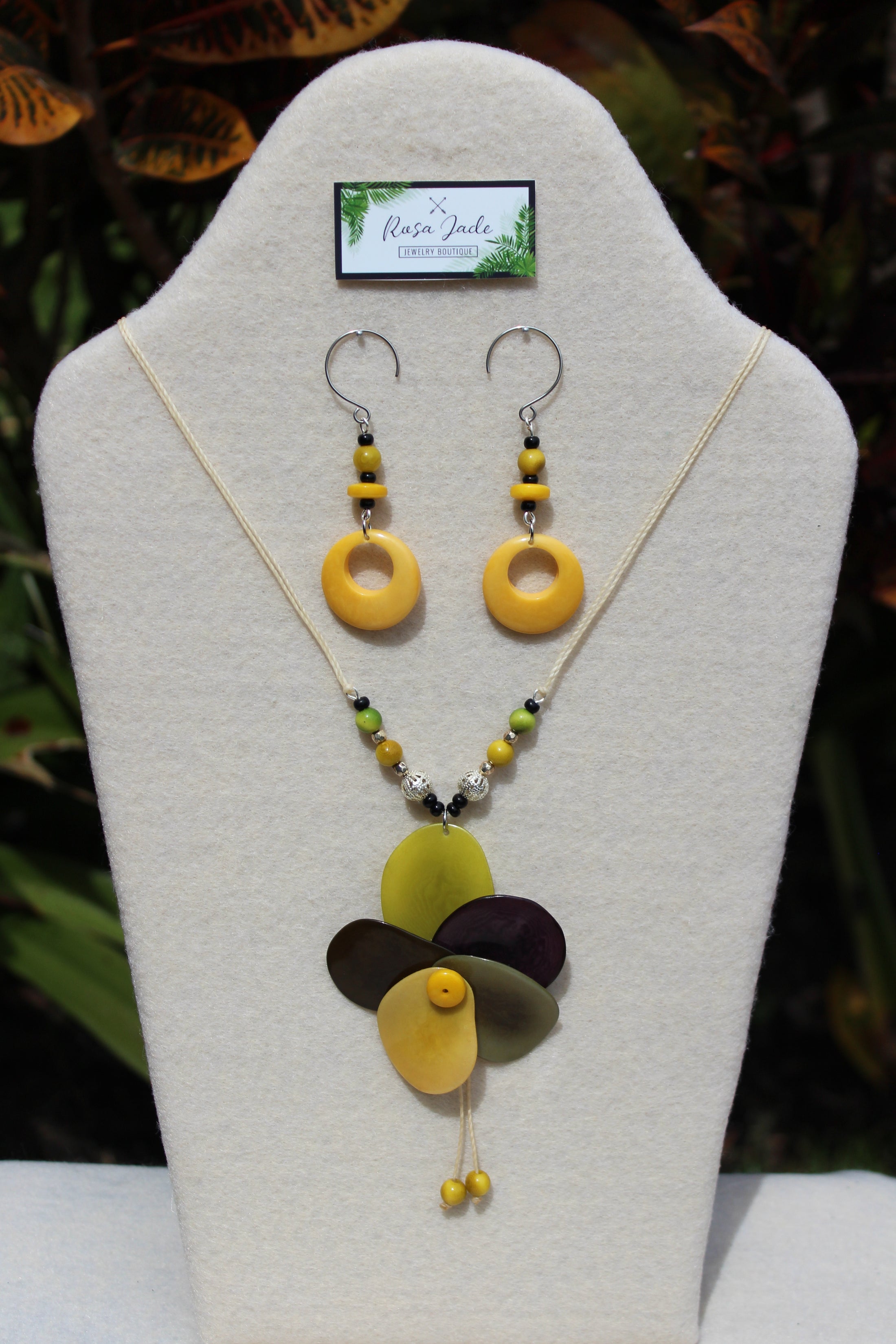 Green Brown Yellow Tagua Nut Rose Necklace with Earrings